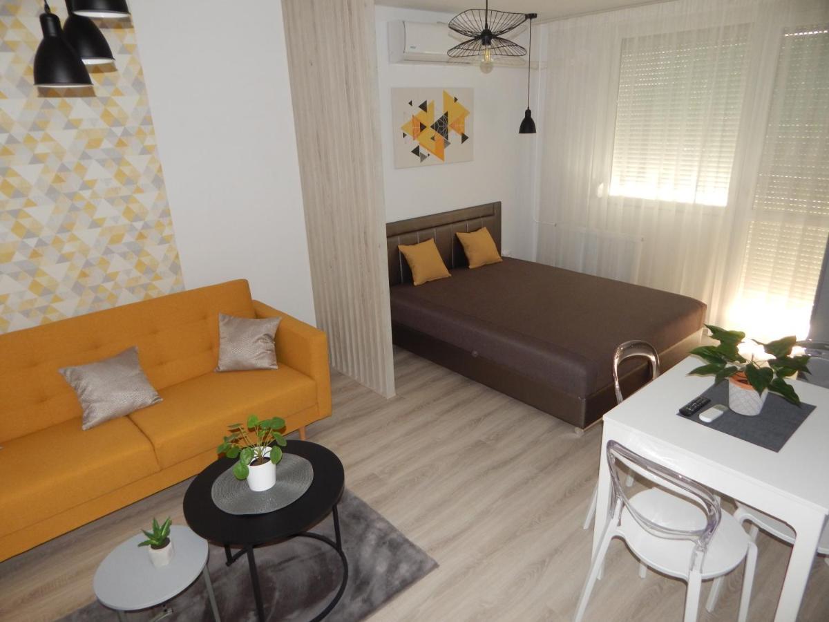 Pisztacia 2020 Apartman Kazincbarcika Exterior foto